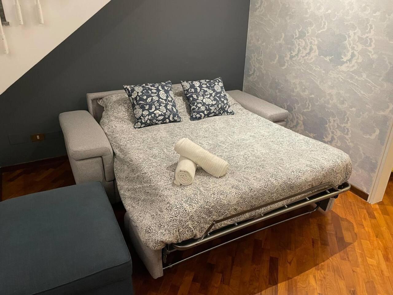 Design Villa With Parking Navigli Area Milano Ngoại thất bức ảnh